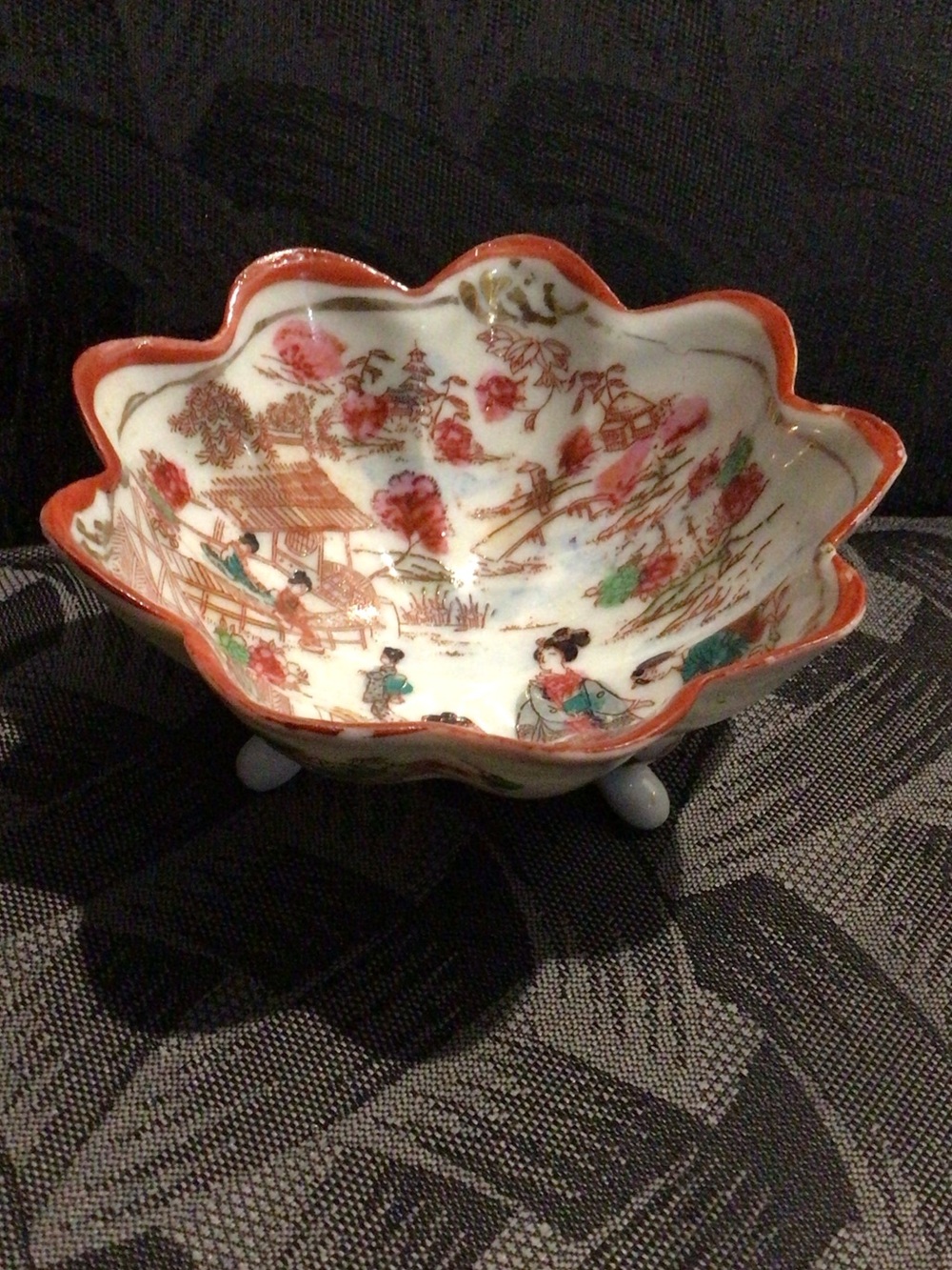 Vintage Hand-Painted geisha gardens, trinket dish